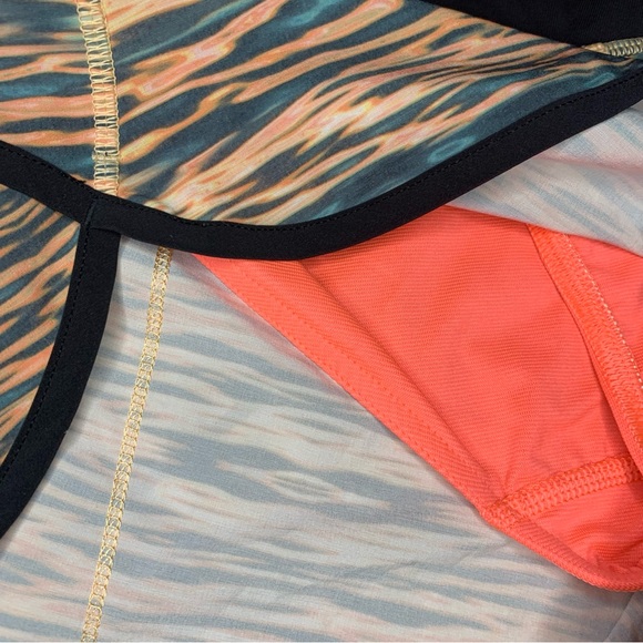 Lululemon speed up shorts 8 - Picture 13 of 14